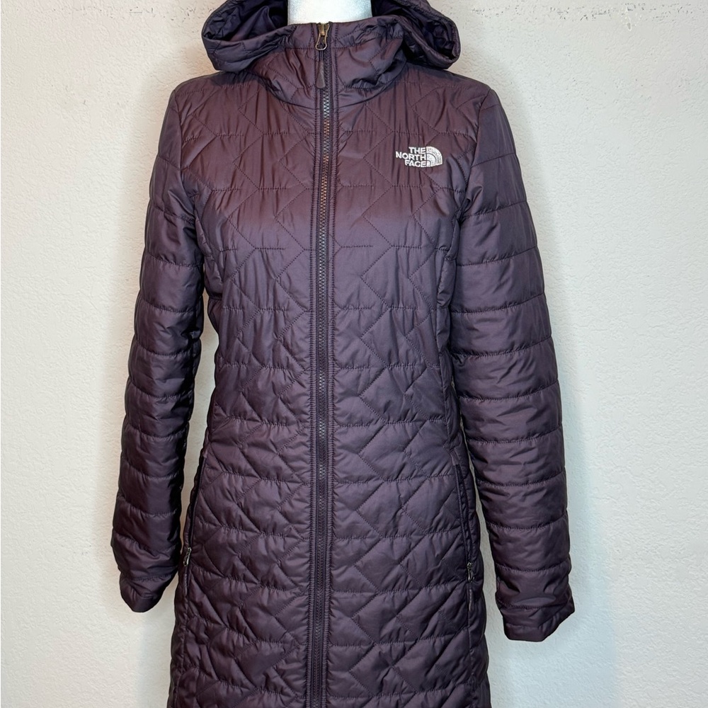 The North Face Women's Quilted Hooded Puffer Coat — Plum